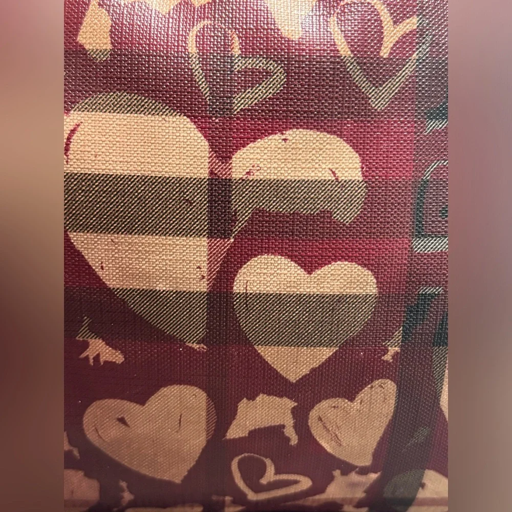 Burberry Valentine Limited Edition Hearts Tote - Picture 3 of 8